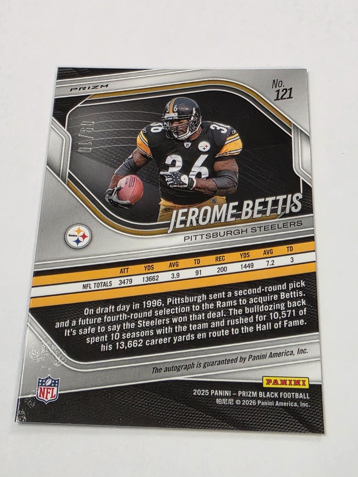 2025 Panini Prizm Black Football Jerome Bettis Gold Shimmer Auto 09/10 view 2