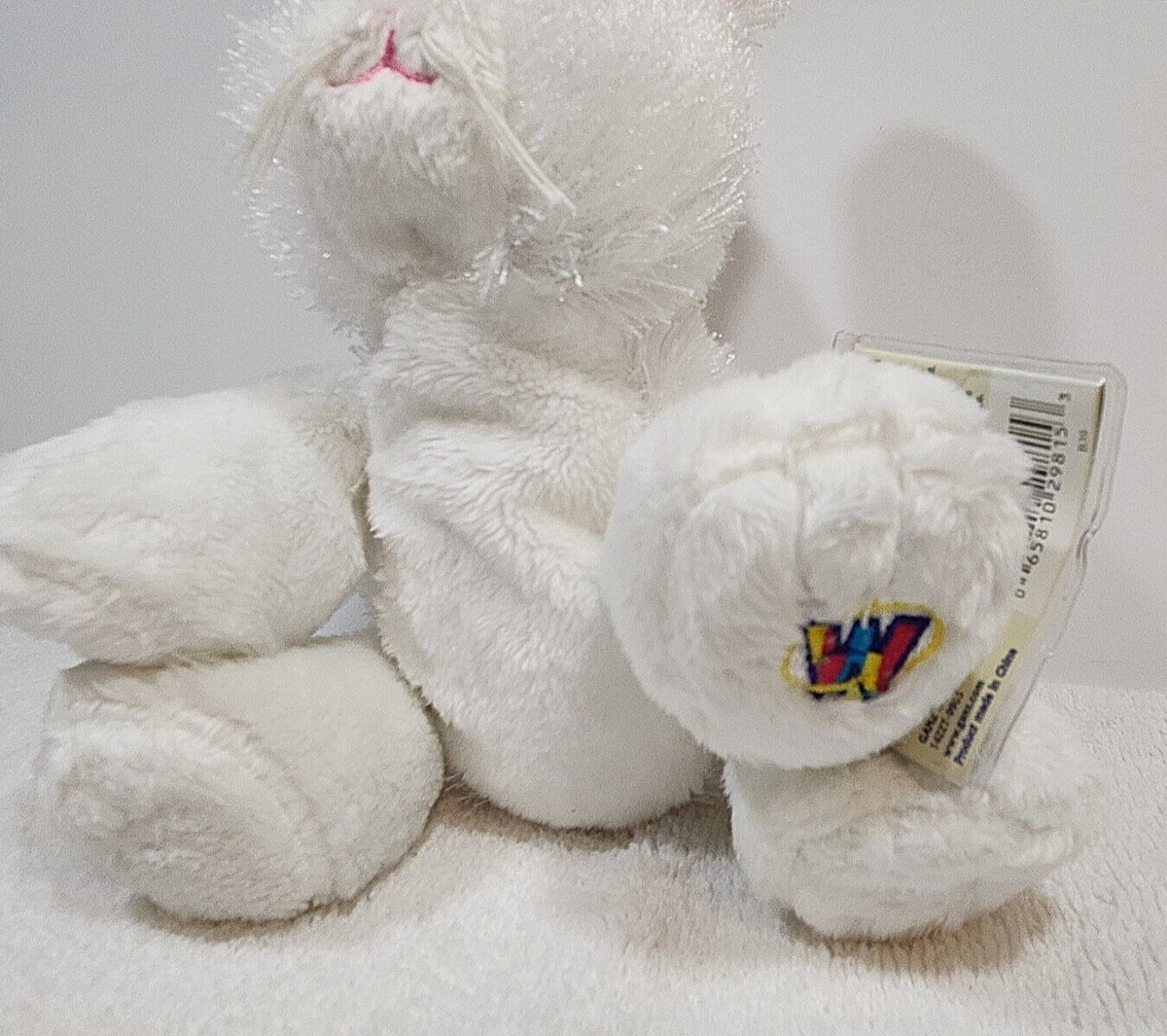 Ganz Lil' Kinz Webkinz White Bunny Rabbit Unused Sealed Code