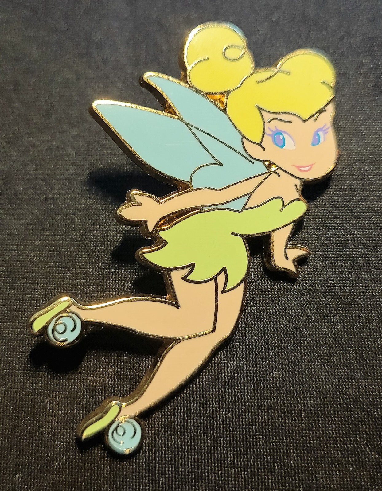 DISNEY Pin Tinker Bell Flying With Blue Eyes Walt Disney World 2008