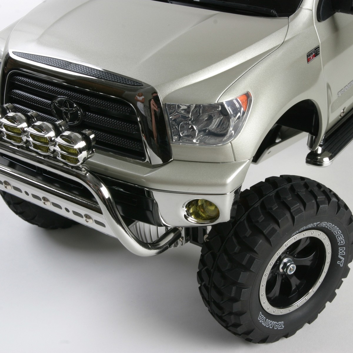 Tamiya 1/10 RC Toyota Tundra Hi-Lift Pickup Truck Kit Di - Foto 6