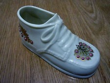 Lenox China Treasures Vintage 1994 Baby Girl Shoe