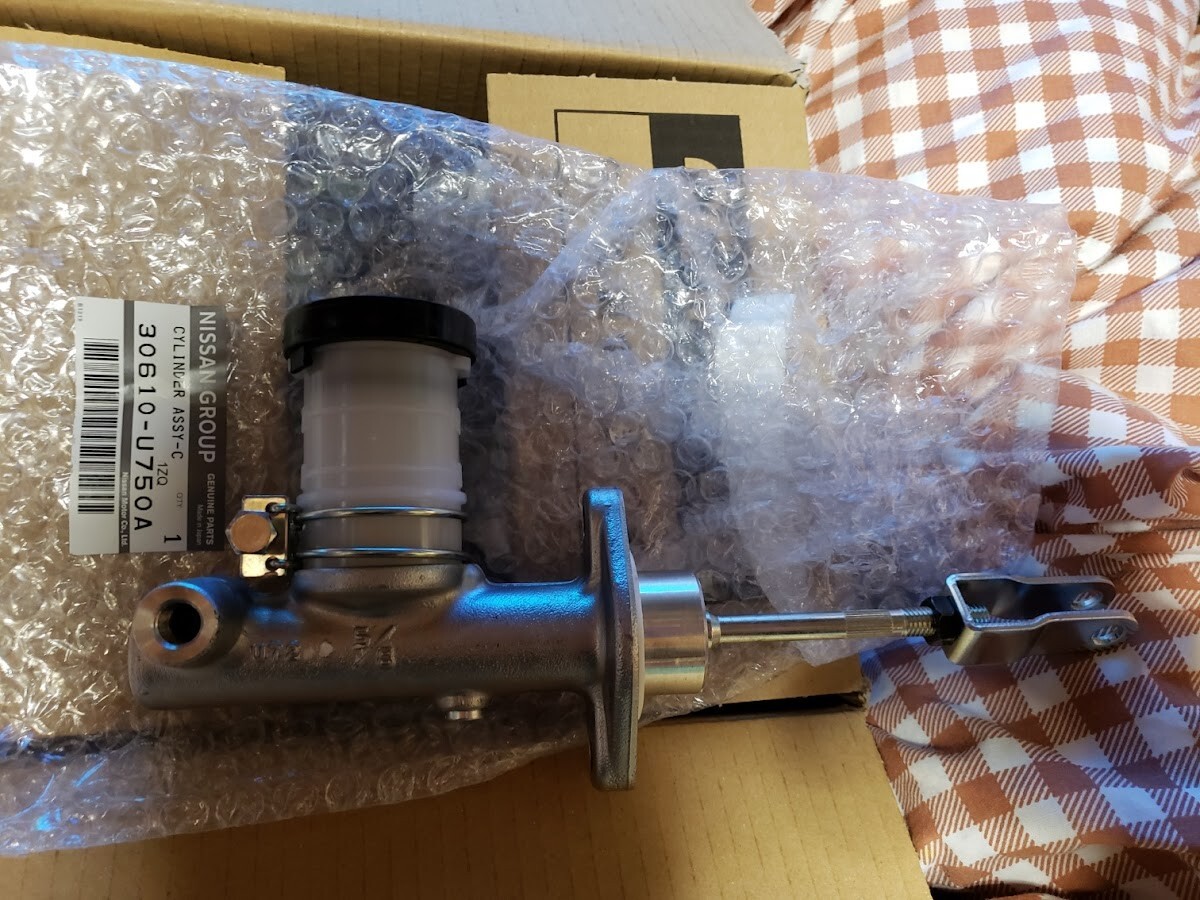 まっすん　 Nissan Genuine Clutch Master Cylinder 30610 - U750A | eBay