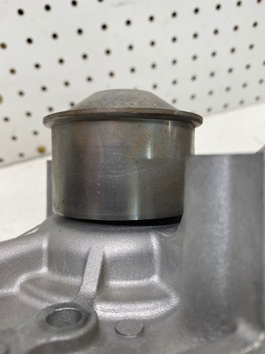 Toyota Tundra Sequoia 4.7L 2UZFE Water Pump Assembly OEM - Picture 9 of 9