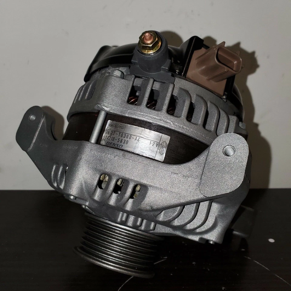 Alternador Ford Expedition V8 5,4 litros 2007-2008 OEM Reman por RR_Alternator Foto 4 de 4