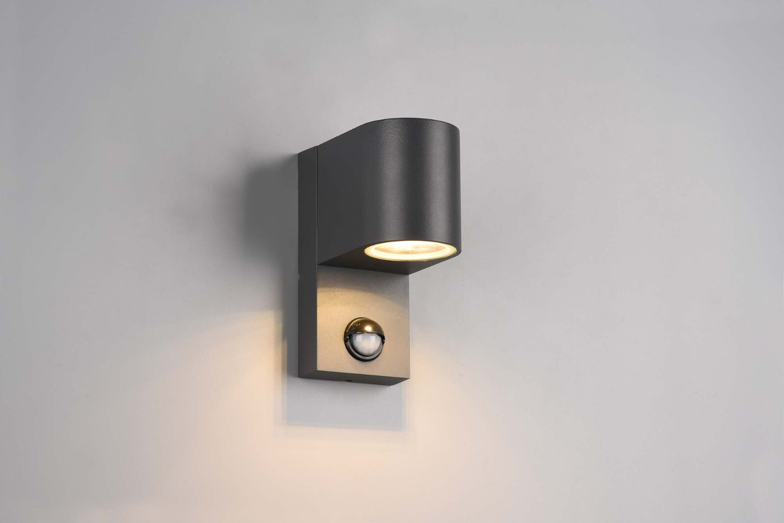 Applique da esterno moderno con sensore 1 luce per veranda TR431