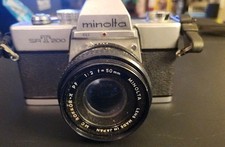 Vintage Minolta SRT-200 35mm SLR Film Camera w/45mm Lens