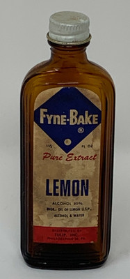 Vintage Fyne Bake Lemon Extract Glass Bottle