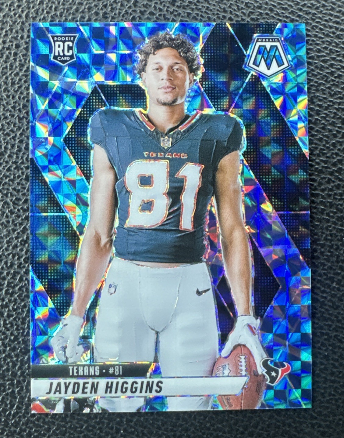 2025 Panini Mosaic Rookie Jayden Higgins Blue Variation Reactive Prizm (RC) #286