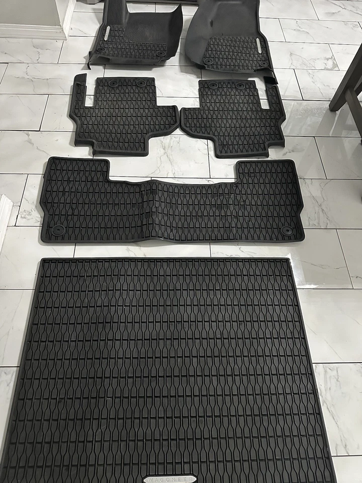 2022 24 吉普 Wagoneer Mopar 全天候脚垫和货物垫 L 件套。 82216637AA 保修 & 延长技术支持 — 第 2/4 张图片