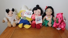 DISNEY WORLD PARKS IT'S A SMALL WORLD BEANIES BUNDLE