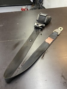 Sicherheitsgurt Gurt Vorne Rolle 3Punkt VW LT 28-55 BJ.85-95 281857805G TRW