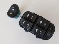 00-07 Ford Focus 7S4T-14A132-AA Drivers Side Left Master Window Switch OEM