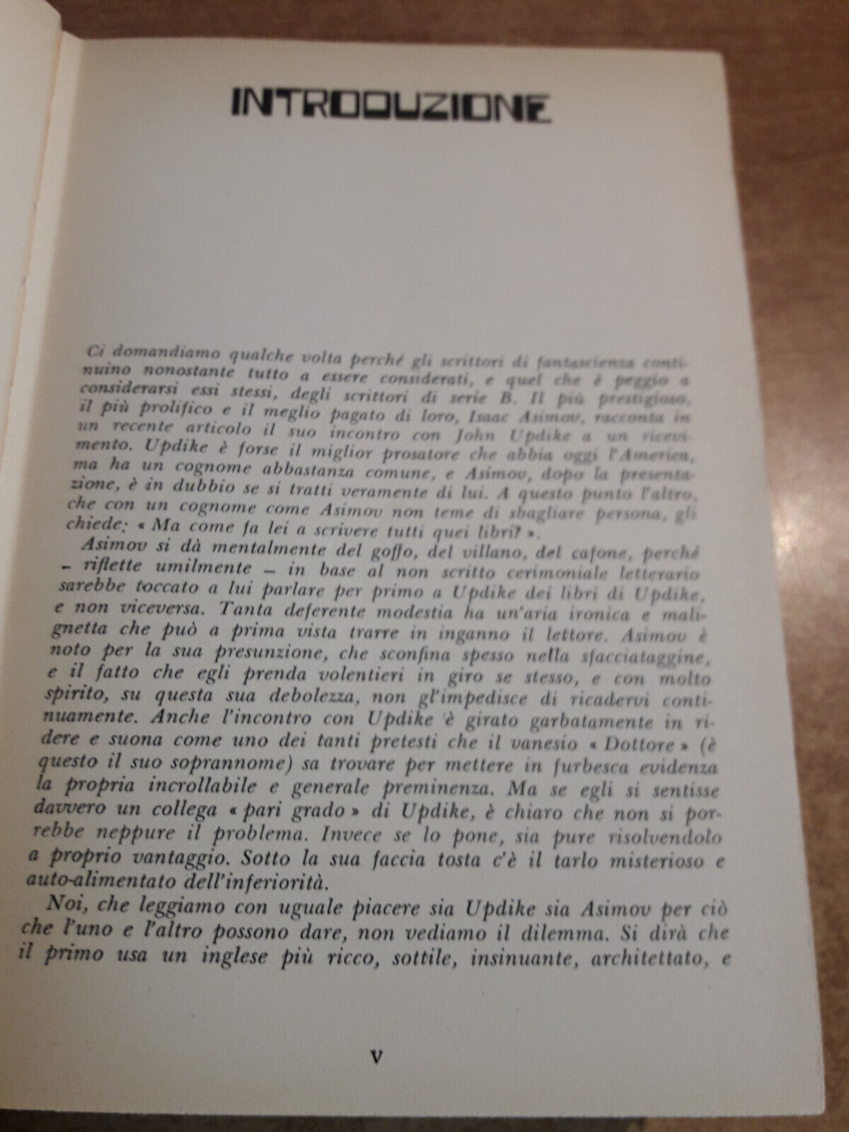 Foto 14 di 15