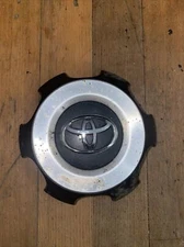 GENUINE TOYOTA 95-04 TACOMA | 96-02 4RUNNER WHEEL HUB CENTER CAP 42603-35630