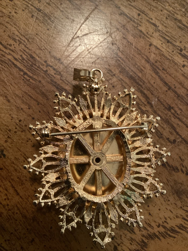 COSTUME FRANCOIS CLEAR & SMOKEY GRAY STONES CAMEO BROOCH/ PENDANT FASHION 3998 - Image 2 of 3