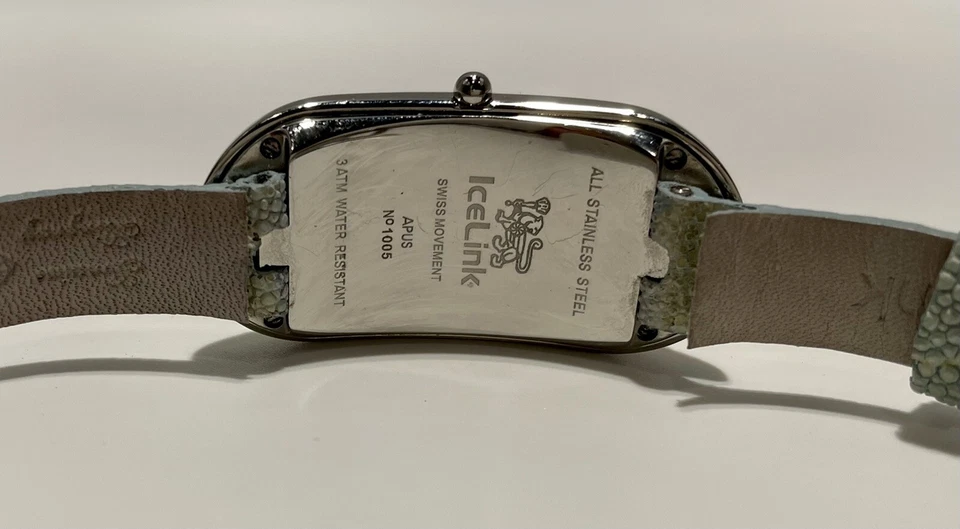 Синие роскошные часы IceLink Apus с бриллиантами и ремешком Stingray — бесплатная доставка - Изображение 3 из 4