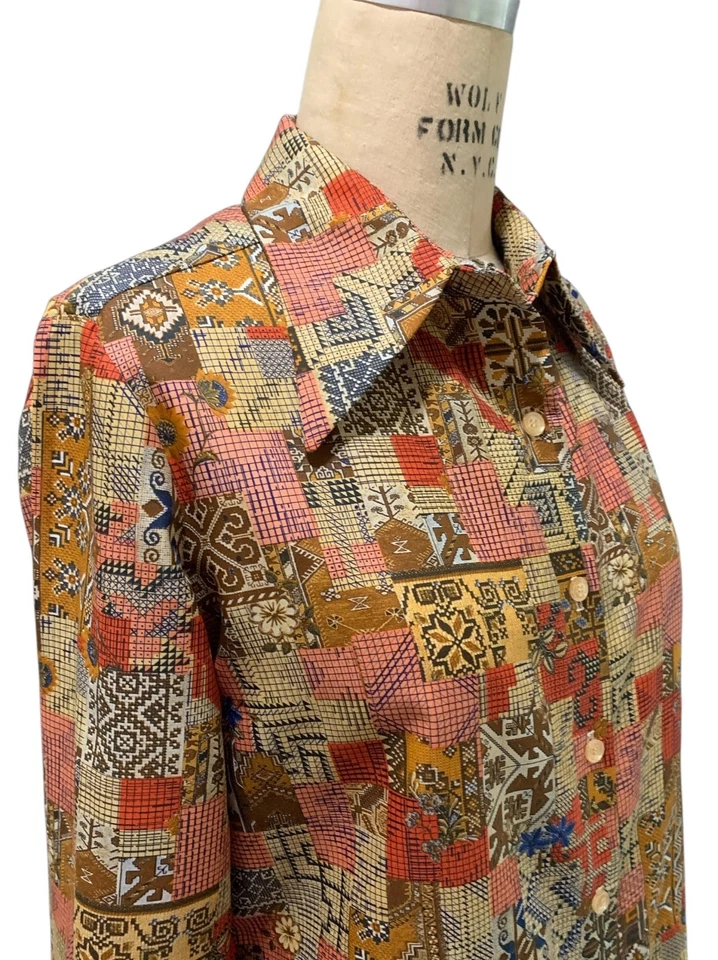 Camisa Blusa Estampada Bordada Nailon LS Vintage Años 70 Para Mujer - Talla M/L Foto 3 de 4
