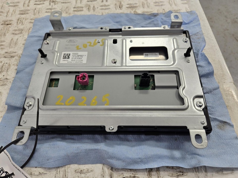 2022 F250-F350 Front Dash Radio Display, 12
