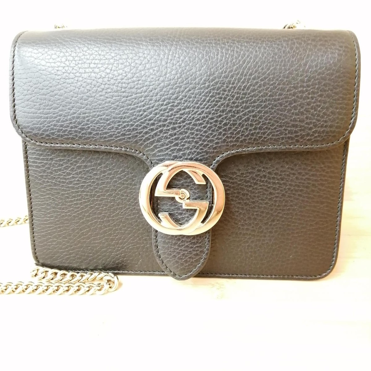 Gucci Interlocking G Chain Small Shoulder Bag Crossbody Black