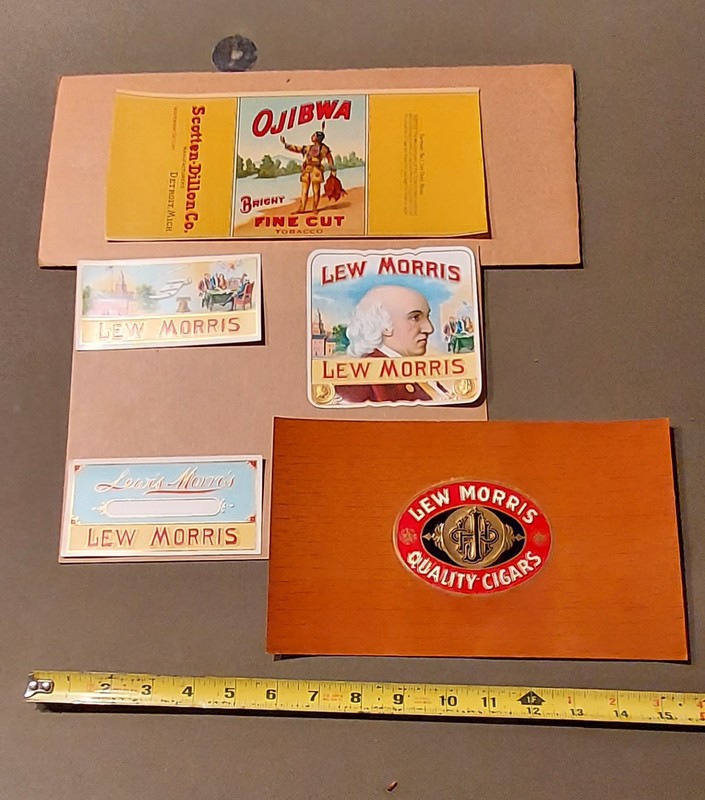 Tobacco Related Vintage Cigar Labels In good Pre-owned condition