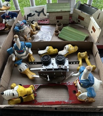BIG Vintage LIONEL #1107 Disney DONALD DUCK PLUTO HAND CAR WIND-UP TOY Parts Lot
