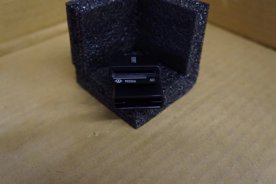 Sony MRW68E-D1 USB Reader/Writer Memory Stick and SD Windows 11 Compatible - Image 4 of 4