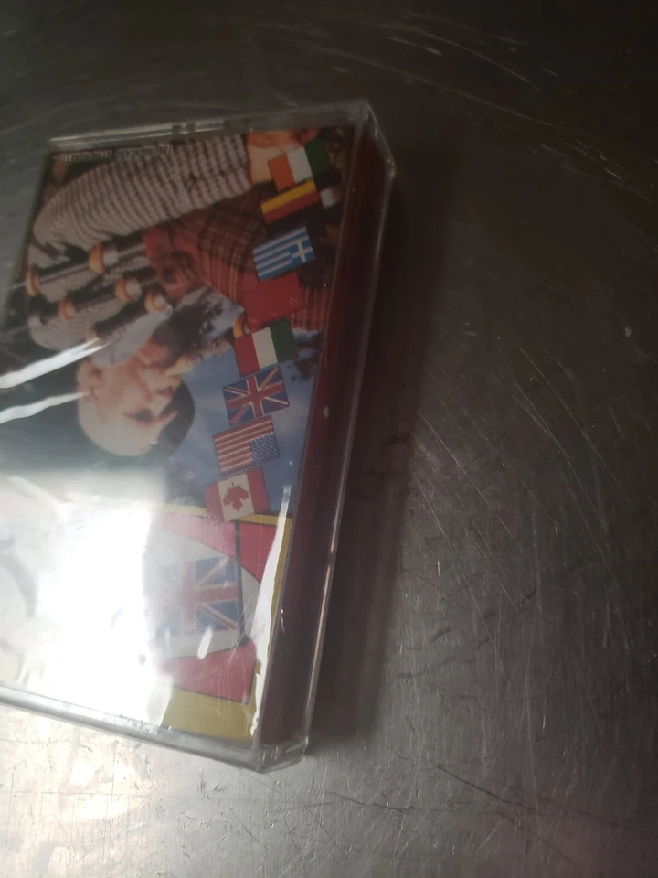 40 Scottish Melodies Cassette mailed in a box w/ bubble wrap - Image 4 of 4