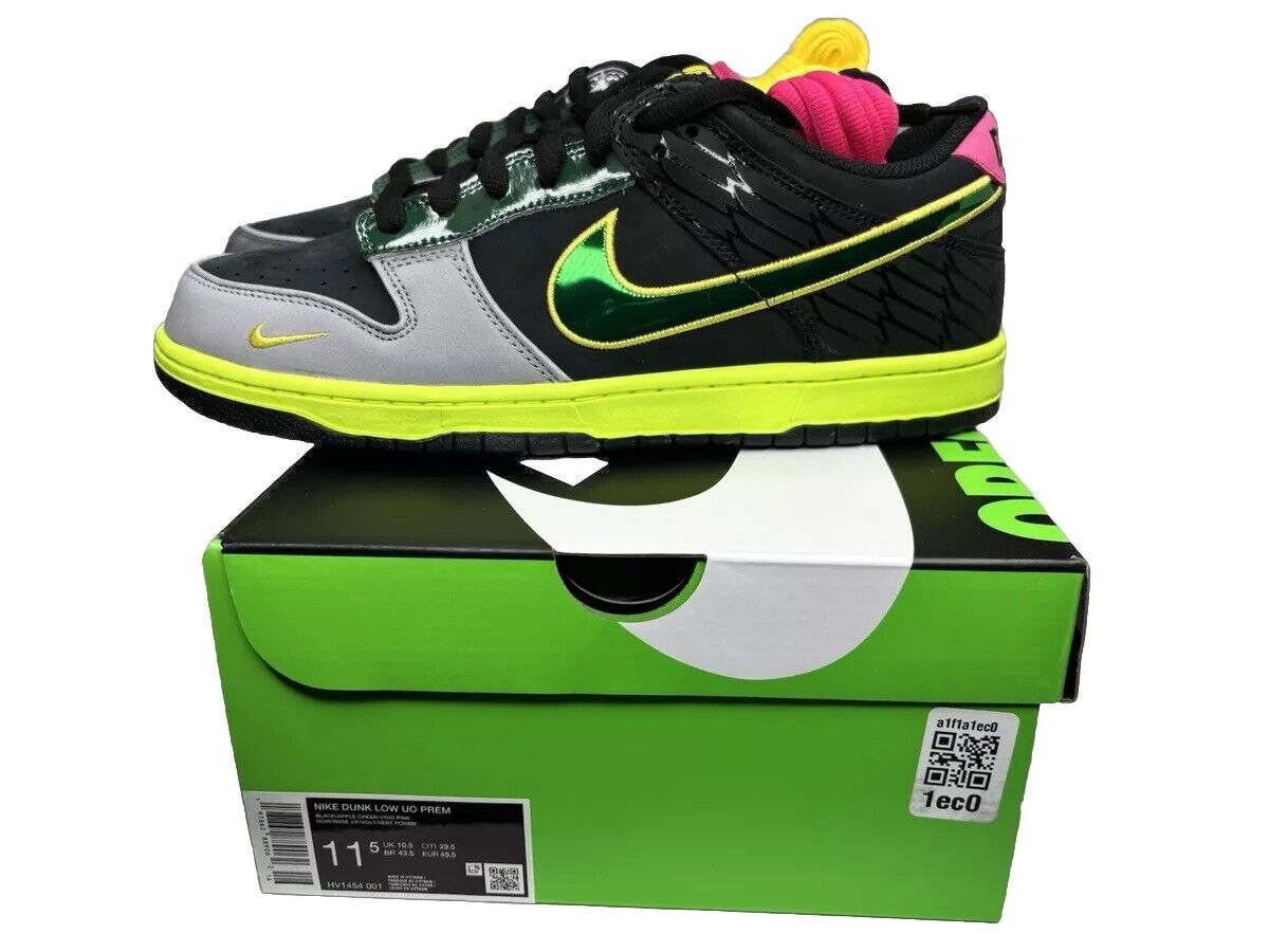 Size 11.5 Men - Dunk Low 'What the Duck-University of Oregon Size 11.5 Men - Dunk Low 'What the Duck-University of Oregon