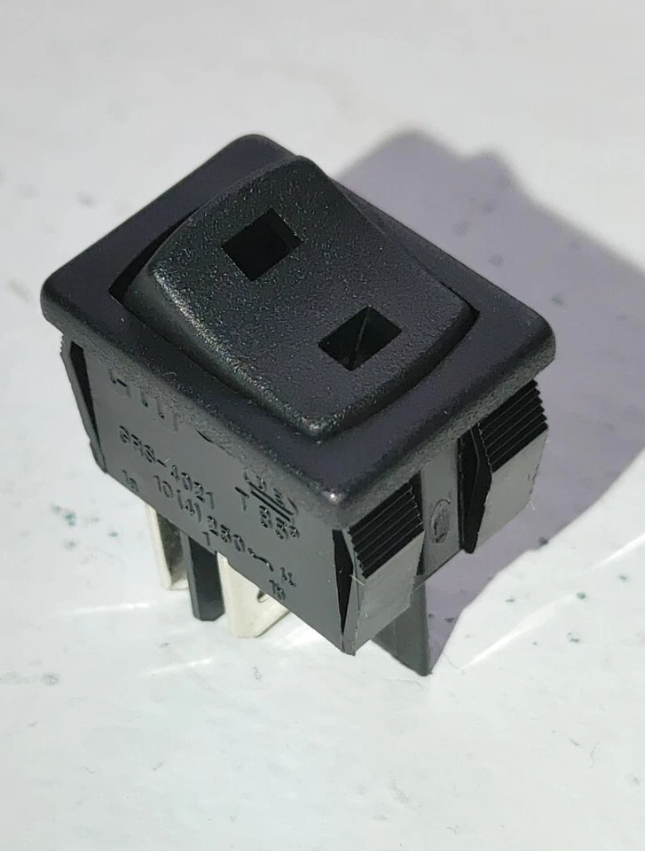 NUEVO Interruptor basculante de encendido/apagado genuino Interruptor ShopVac debajo de R/G Push Shop Aspiradora. Foto 4 de 4