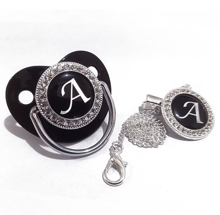 Baby Schnuller mit Schnullerkette Buchstaben Name