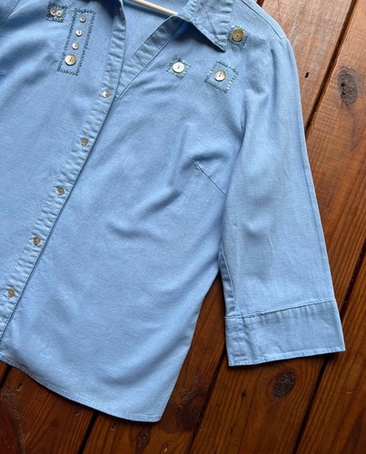 Linen with Love women's XL light blue button sequin detailed 3/4 sleeve top - Picture 4 of 12