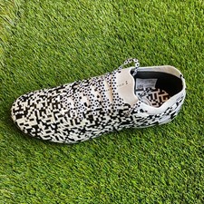Under Armour Magnetico Elite 5 Mens 7 Black White FG Soccer Cleats 6000544-002