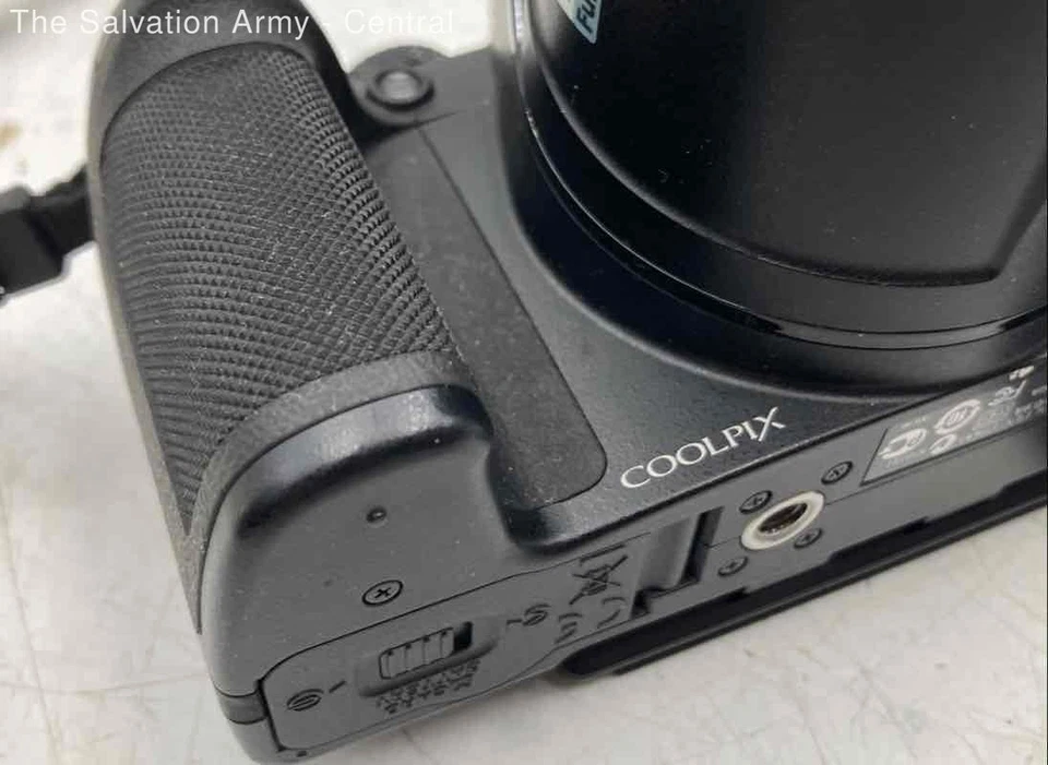 Nikon COOLPIX P500 Black 12.1 MP 36x Optical Zoom Digital SLR Camera In Box - Image 3 of 4