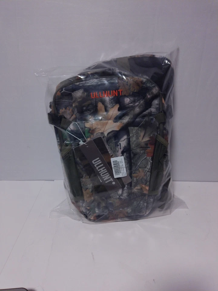 Turkey Vest with Seat: Lightweight Turkey Hunting Vest with Game Pouch, NIB - Image 3 of 4