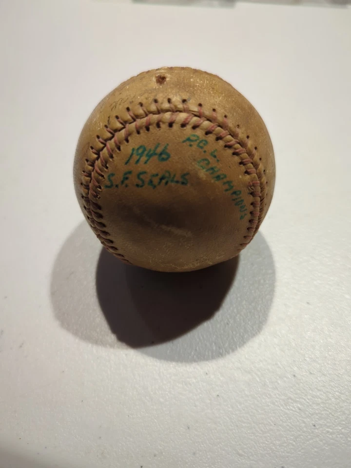 original 1946 SAN FRANCISCO SEALS PCL Chanpions BASEBALL Lefty Grove Signature  - Image 2 of 4
