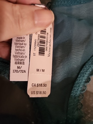 NUEVO CON ETIQUETAS 3 PARES BRAGAS TANGA VICTORIA'S SECRET TALLA MEDIANA $53.50 - Imagen 8 de 15