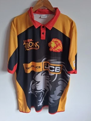 Dispeed Leicester Lions Speedway team polo shirt with sponsors logos. Size 4XL. - Image 1 of 4