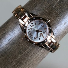 GUESS Women Fashion Pave Sunburst Dial Gold Tone Quartz Analog 22mm Watch 6"