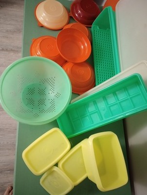 Tupperware Lot
