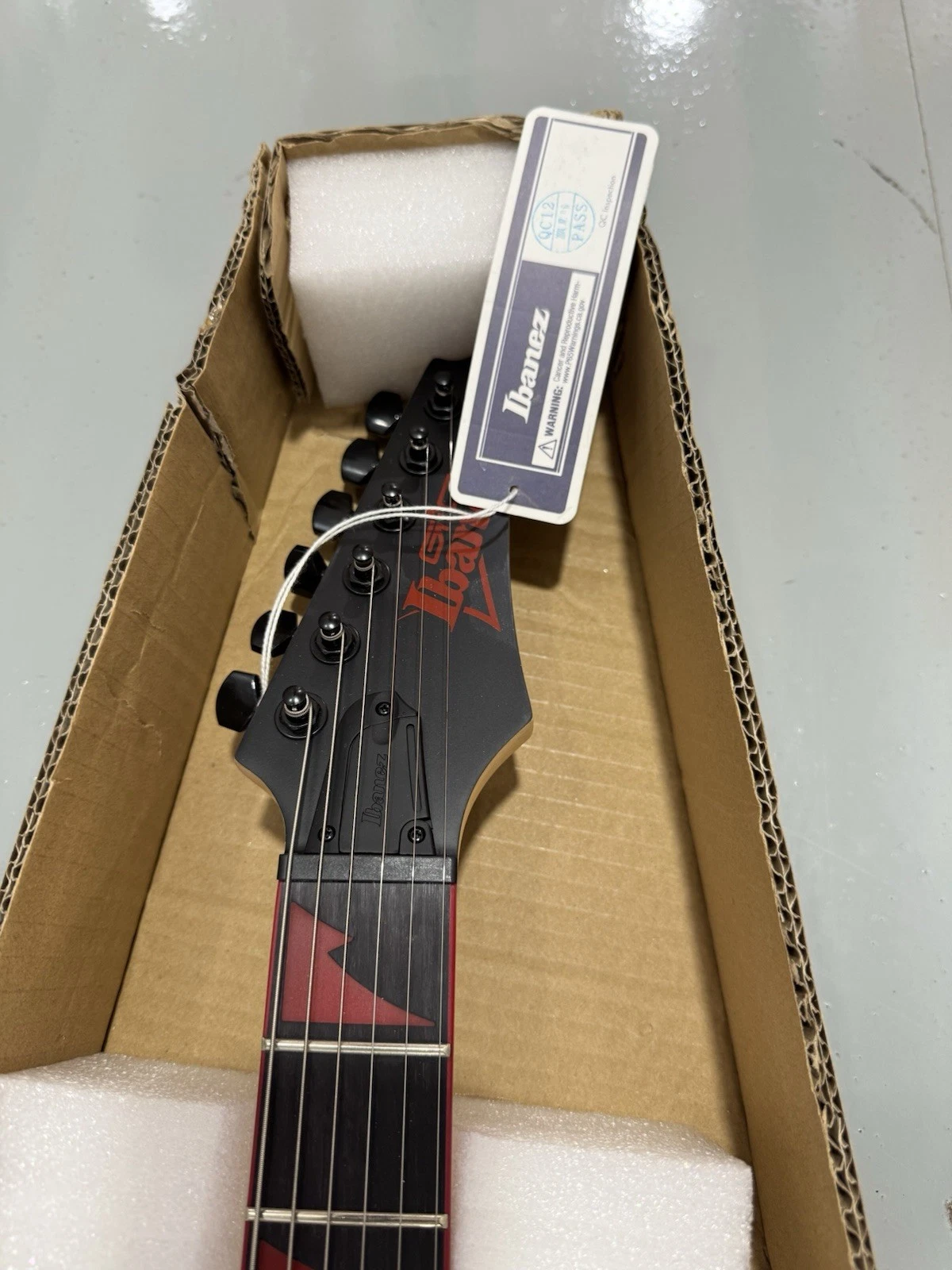 Ibanez GIO Series GRG131DX-BKF Electric Guitar Black Red New But Slight Damage 6