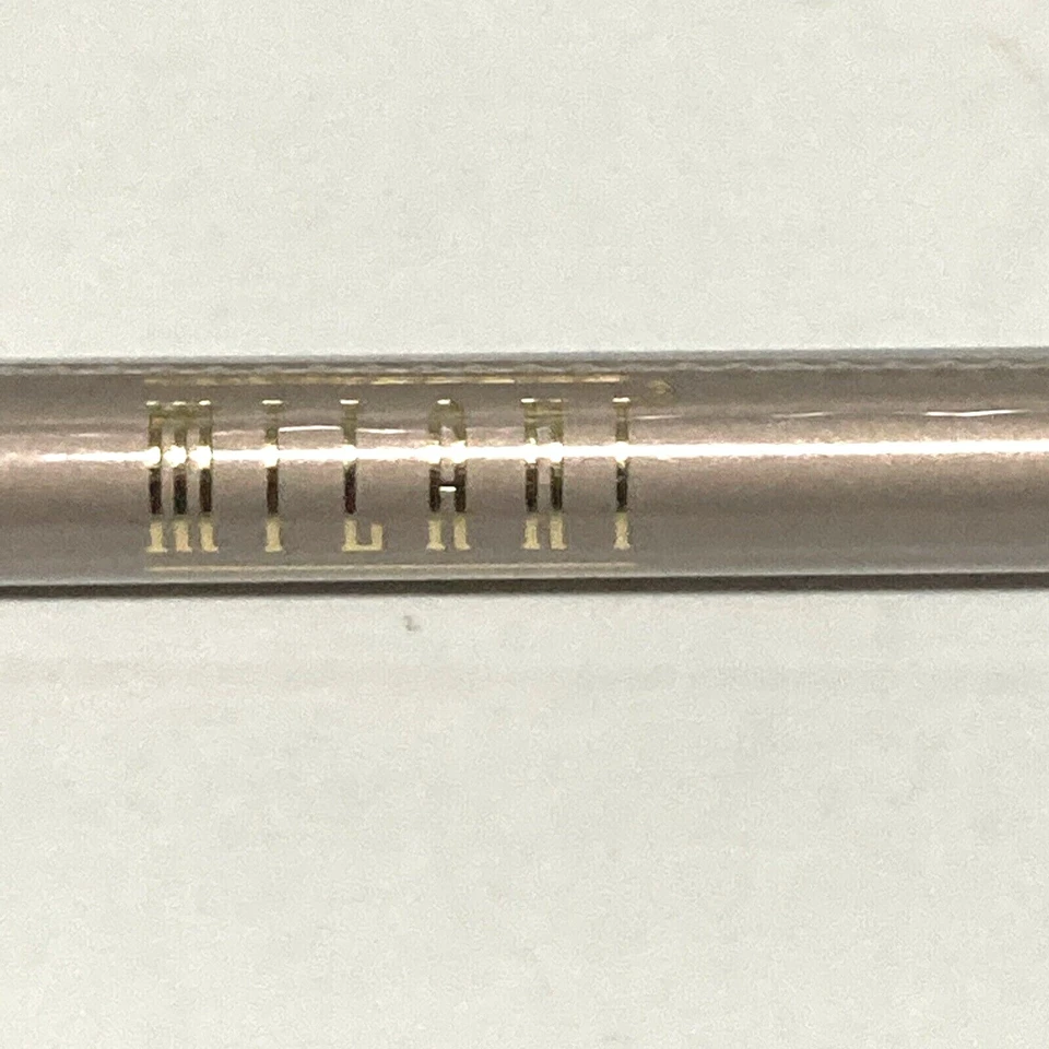 MILANI~EASYLINER RETRACTABLE PENCIL FOR LIPS~BONFIRE - RARE - Image 3 of 4