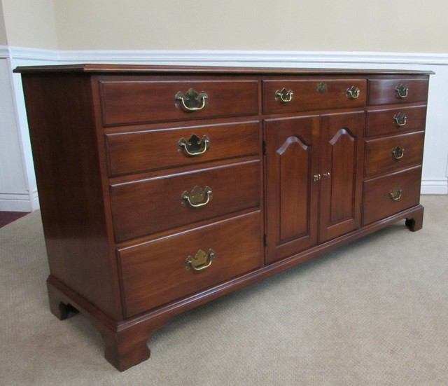 Accent Modern Vintage Cherry Black 9 Drawer Dresser For Sale