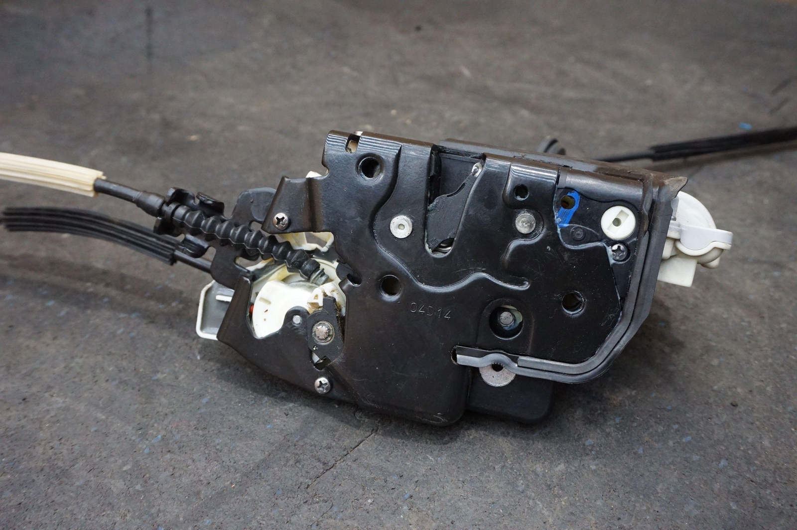 Front Right Passenger Door Latch Assembly OEM 3Y1837014G Bentley Mulsanne 10-20