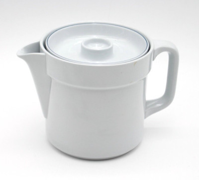 Royal Copenhagen Teekanne. Blauer Rand BLÅKANT. Design Grethe Meyer. Dänisch