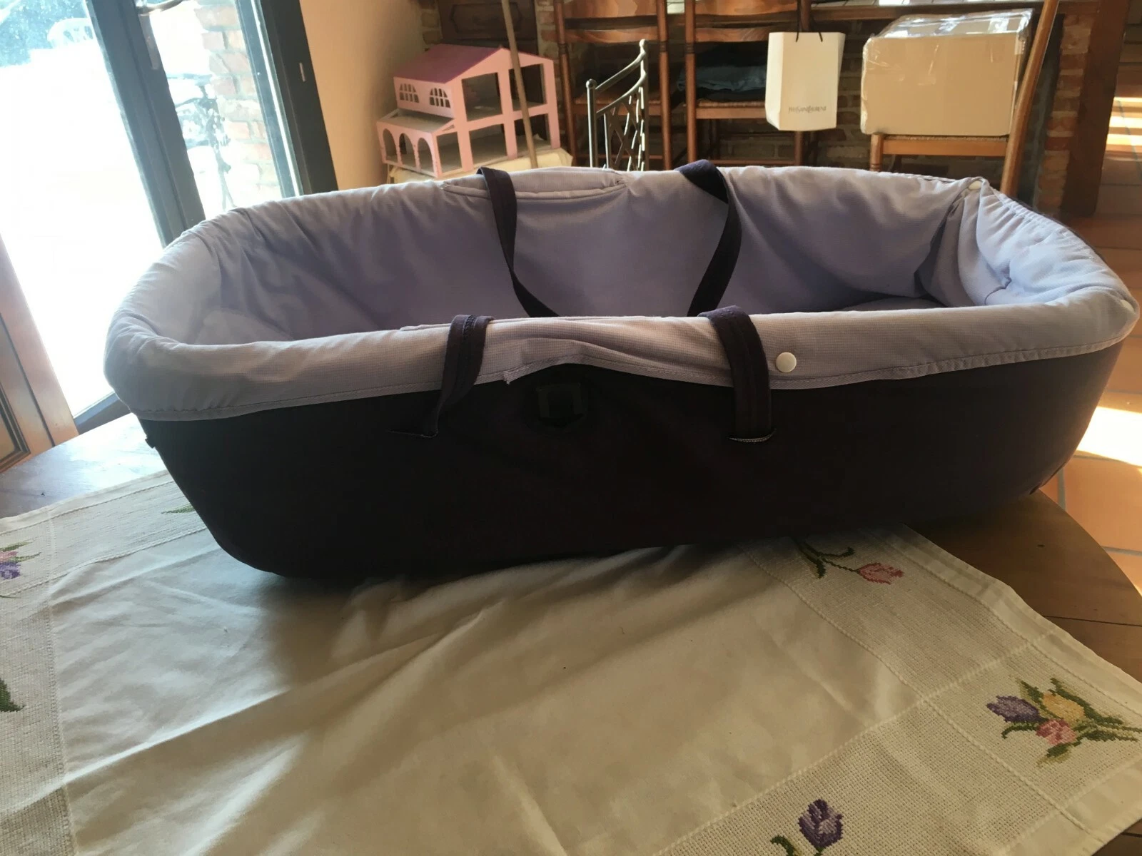 baby comfort crib carrycot