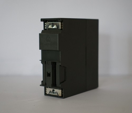 SIEMENS 6ES7 322-1BL00-0AA0 SIMATIC S7 PLC - S7-300 - Imagen 4 de 7