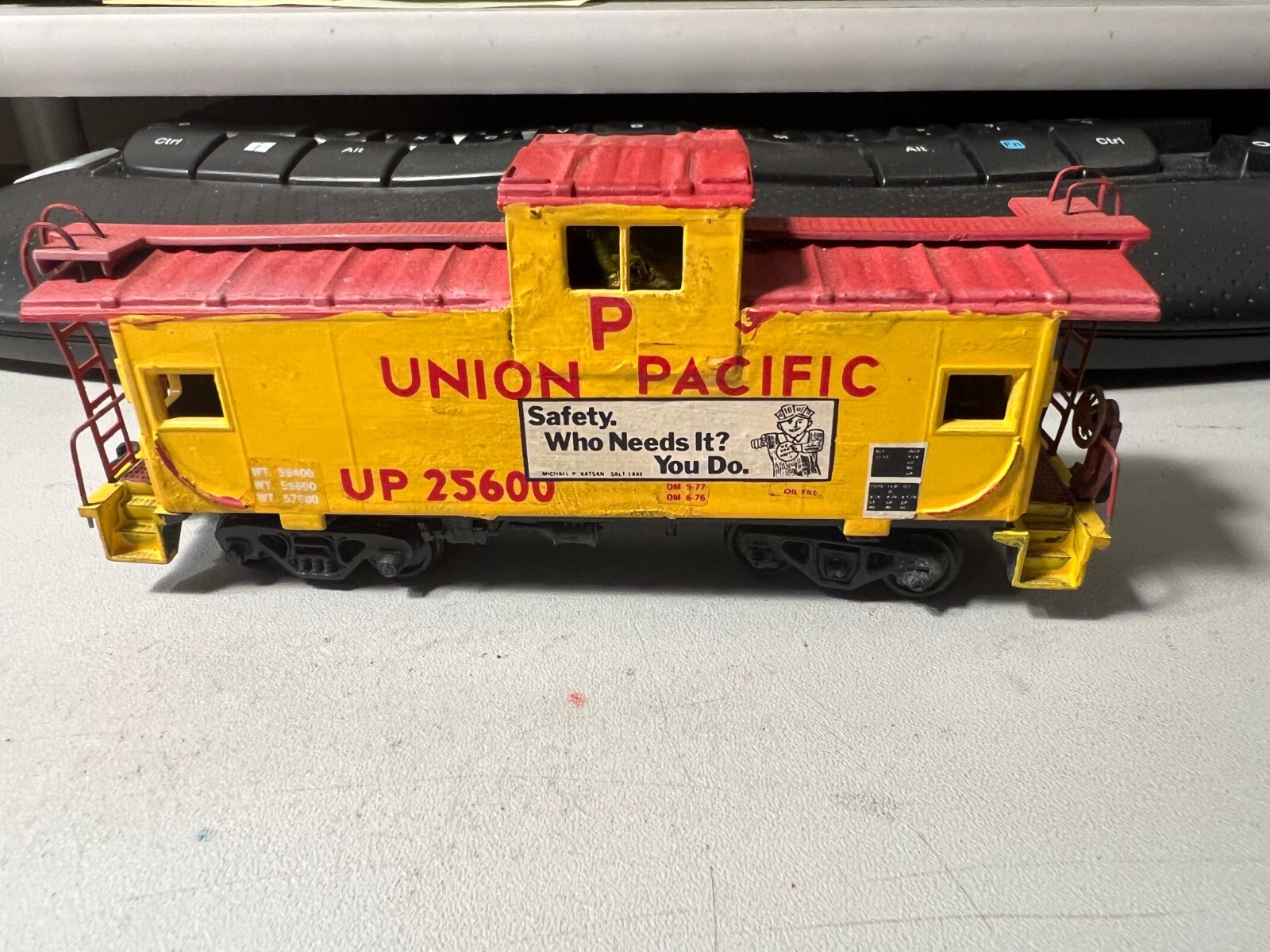 Picture 2 of 5