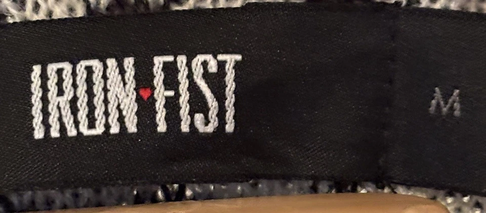 Cardigã suéter feminino punho de ferro preto e branco padrão caveira tamanho M - Imagem 3 de 4