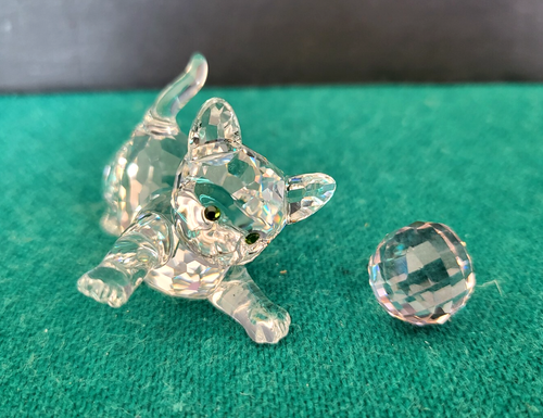 Vintage Swarovski Crystal Playful Kitten With Pink Crystal Ball - Picture 4 of 9