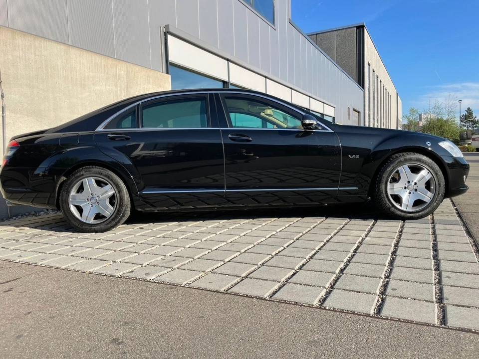 Mercedes-Benz S 600 S-Guard Werkspanzer armoured Schutzklasse B6/B7 - Bild 2 von 4